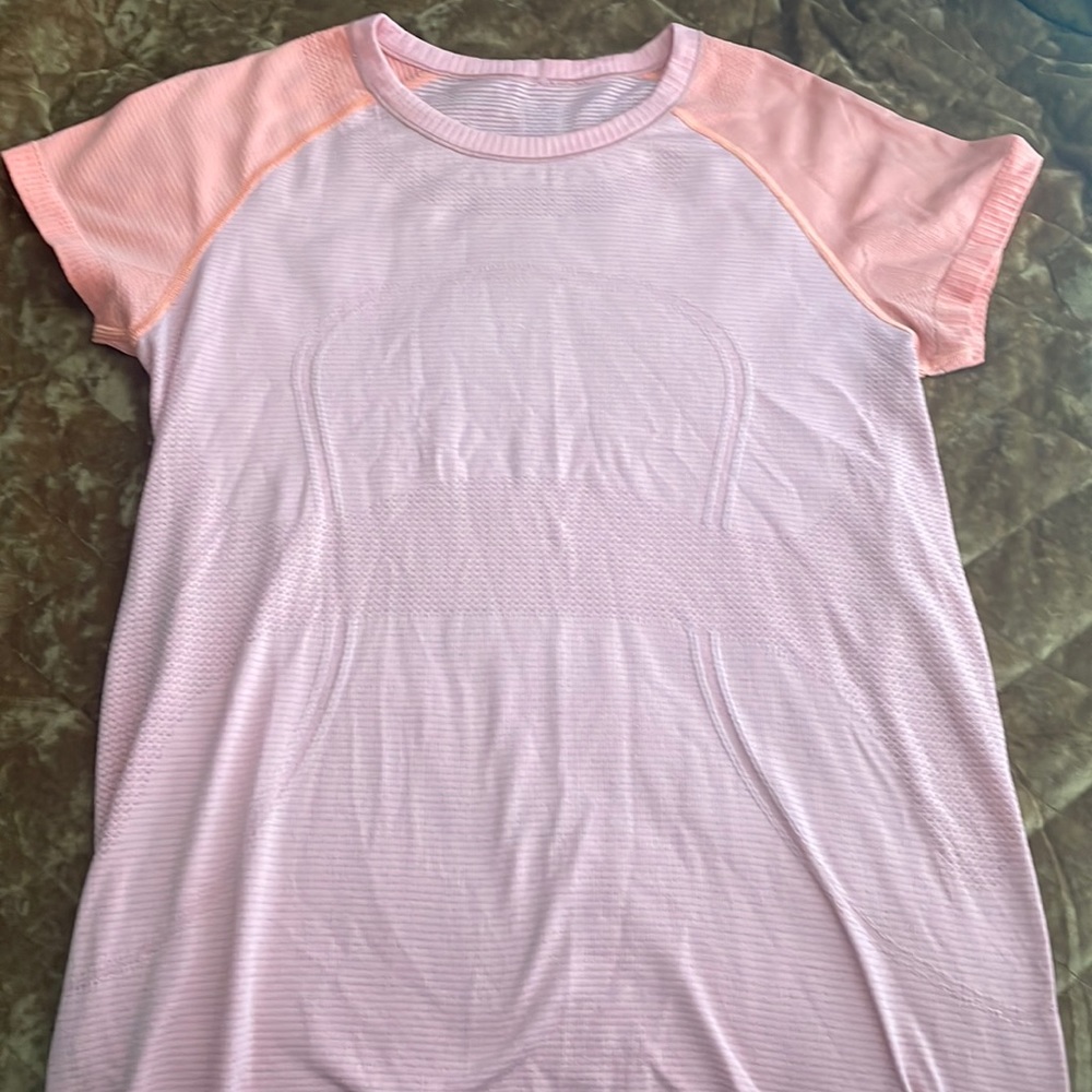 Size 6 Lululemon Swiftly tech. 2.0